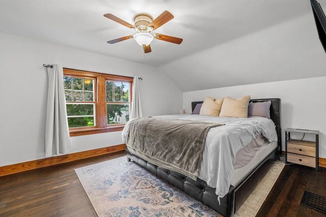 501 Haskins STREET, Lake Geneva, WI 53147