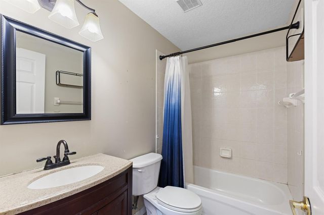 1042 SW Janette Avenue, Port St. Lucie, FL 34953