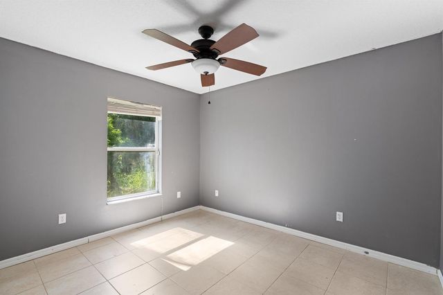1042 SW Janette Avenue, Port St. Lucie, FL 34953