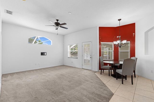 1042 SW Janette Avenue, Port St. Lucie, FL 34953