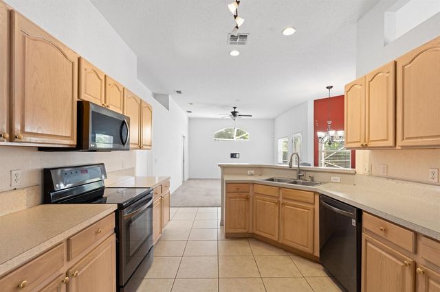 1042 SW Janette Avenue, Port St. Lucie, FL 34953