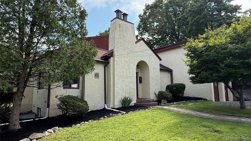1 Sunset Drive, Suffern, NY 10901