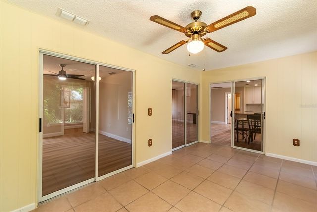 10886 SW 90TH TERRACE, Ocala, FL 34481