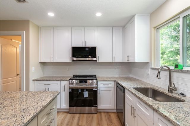 10886 SW 90TH TERRACE, Ocala, FL 34481