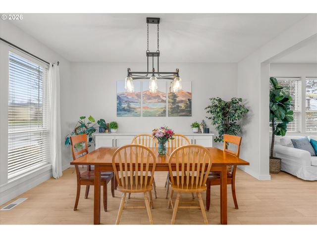 31424 Sw ORCHARD Dr, Wilsonville, OR 97070