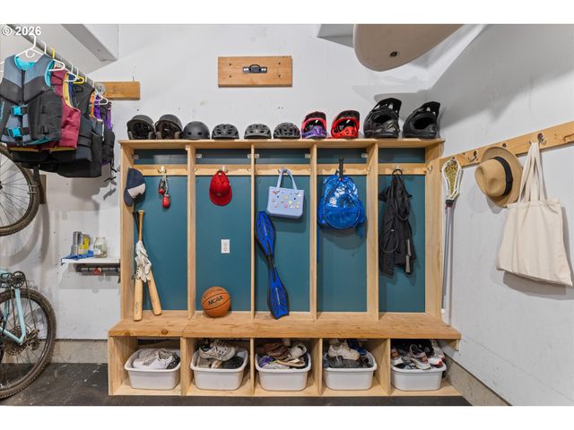 31424 Sw ORCHARD Dr, Wilsonville, OR 97070