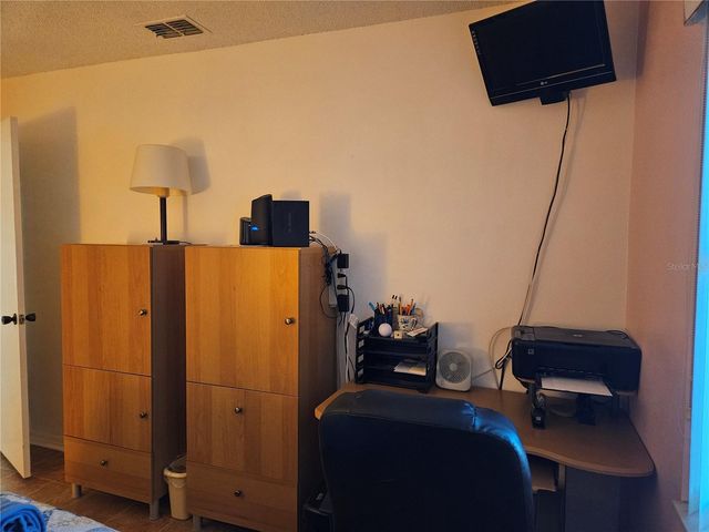 1905 CANTERBURY LANE E-9, Sun City Center, FL 33573