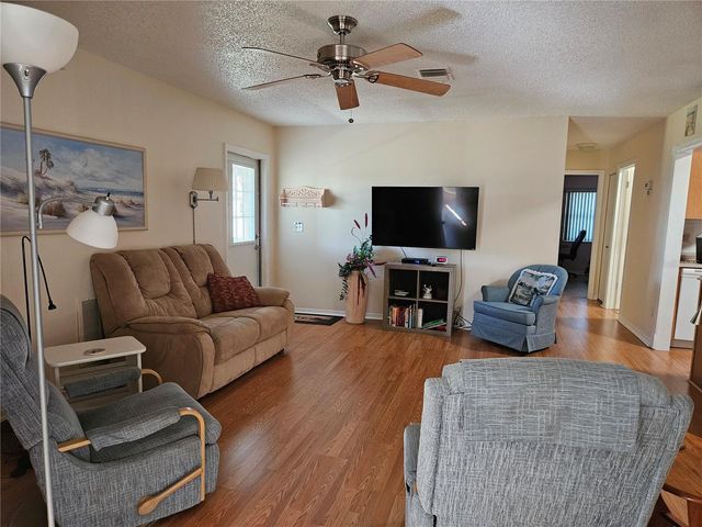 1905 CANTERBURY LANE E-9, Sun City Center, FL 33573