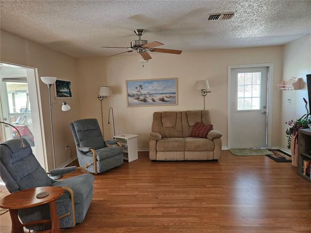 1905 CANTERBURY LANE E-9, Sun City Center, FL 33573