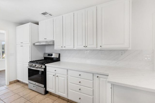 38192 Rock Circle, Palm Desert, CA 92260