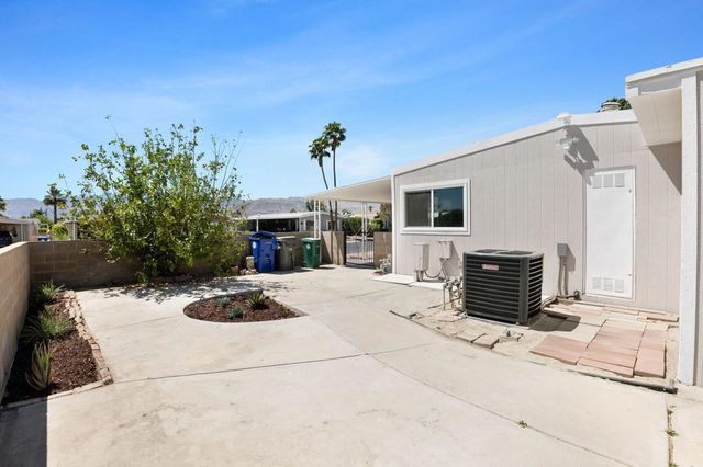 38192 Rock Circle, Palm Desert, CA 92260