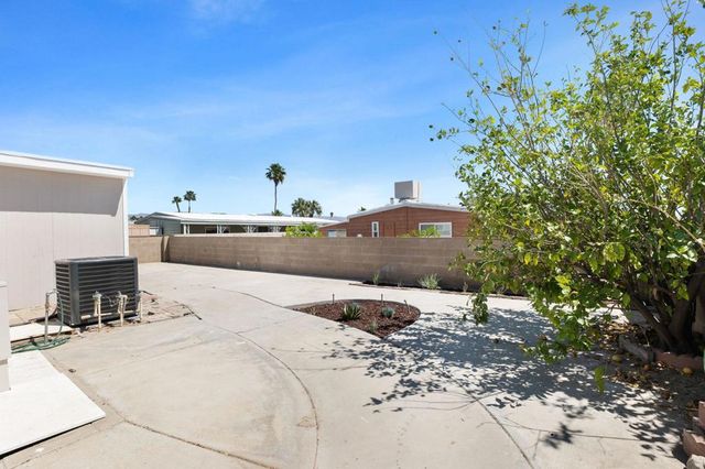 38192 Rock Circle, Palm Desert, CA 92260