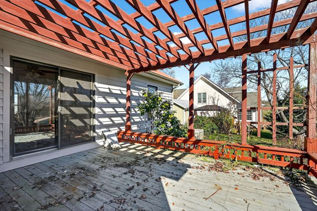 288 Mallory Cir, Livingston, TN 38570