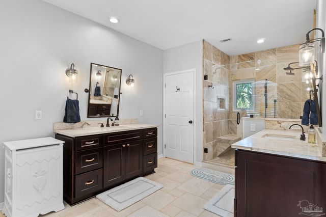 25 Calle Hermosa, Pensacola Beach, FL 32561