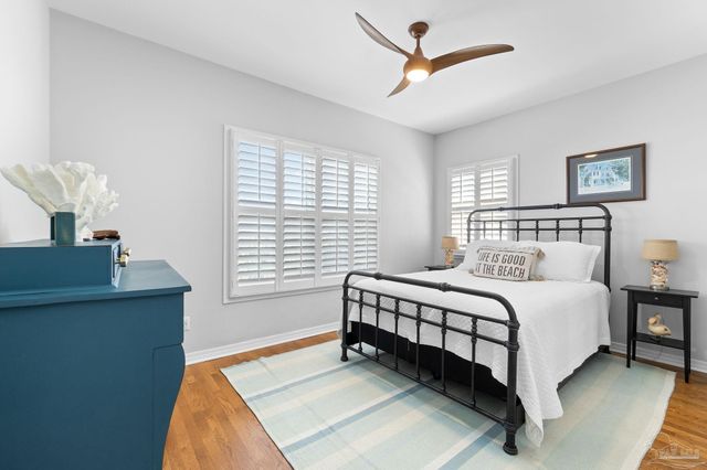 25 Calle Hermosa, Pensacola Beach, FL 32561