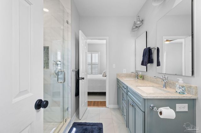 25 Calle Hermosa, Pensacola Beach, FL 32561