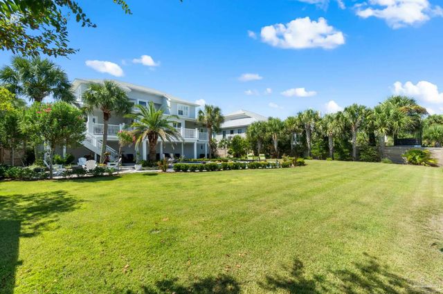 25 Calle Hermosa, Pensacola Beach, FL 32561