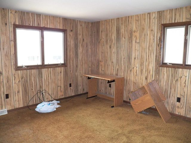 129 HILLSIDE AVENUE, Oconto Falls, WI 54154