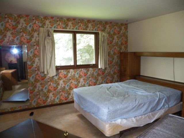 129 HILLSIDE AVENUE, Oconto Falls, WI 54154