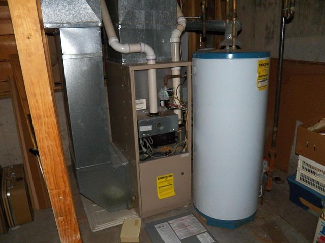 129 HILLSIDE AVENUE, Oconto Falls, WI 54154