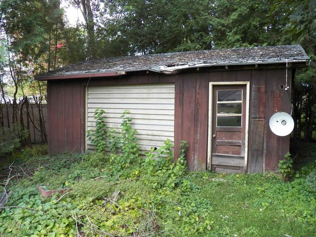 129 HILLSIDE AVENUE, Oconto Falls, WI 54154