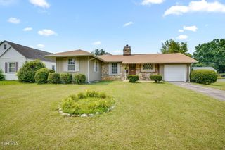 711 East Unaka Avenue, Johnson City, TN 37601