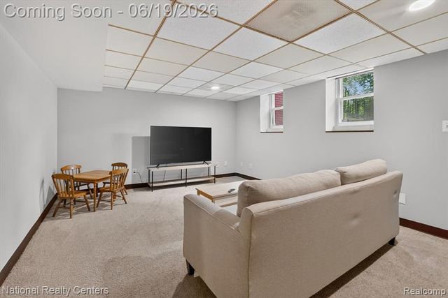 360 Woodland Drive, South Lyon, MI 48178