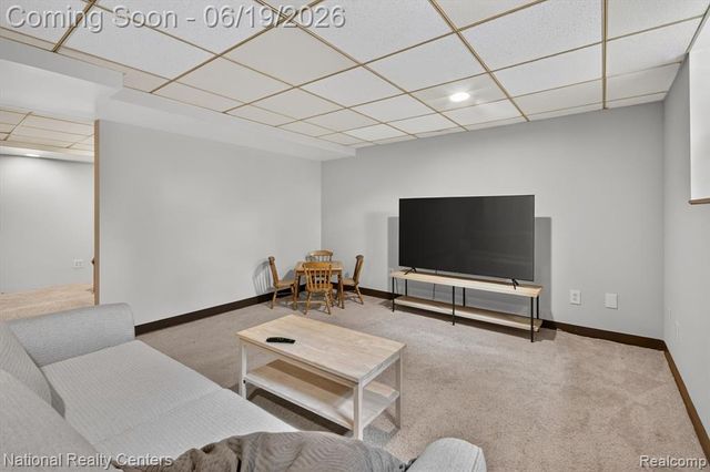 360 Woodland Drive, South Lyon, MI 48178