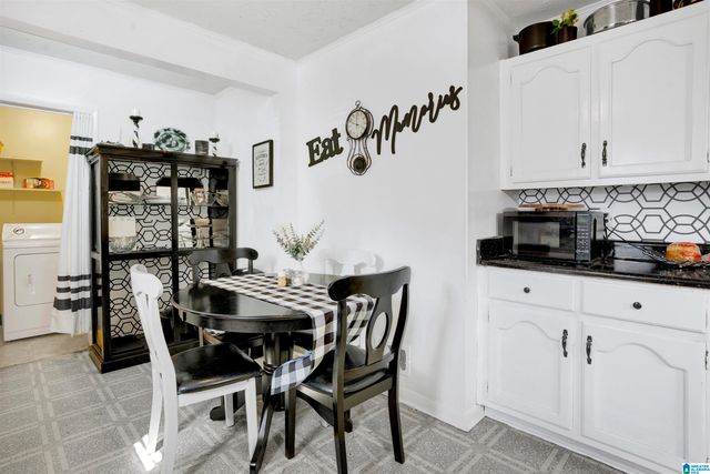 1932 4TH STREET NE, Center Point, AL 35215