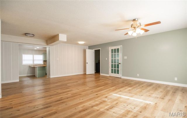 112 E 3rd Street, Grandin, MO 63943