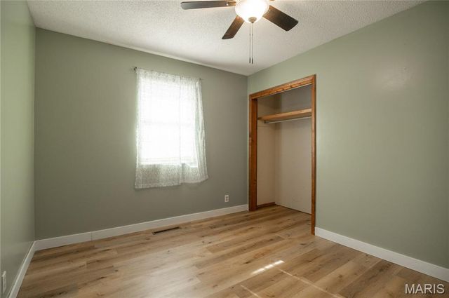 112 E 3rd Street, Grandin, MO 63943