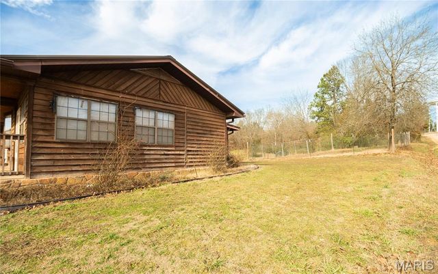 112 E 3rd Street, Grandin, MO 63943