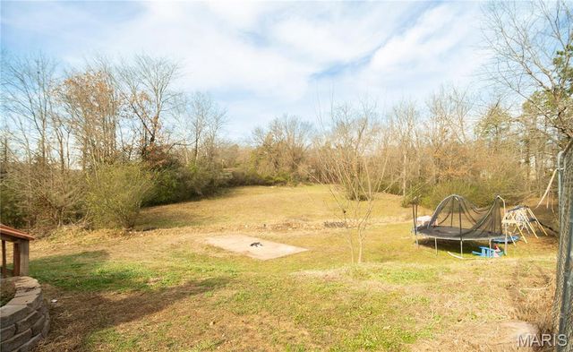 112 E 3rd Street, Grandin, MO 63943