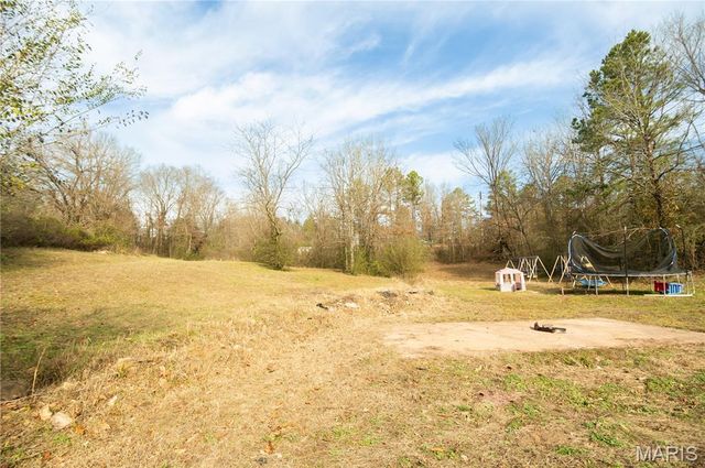 112 E 3rd Street, Grandin, MO 63943