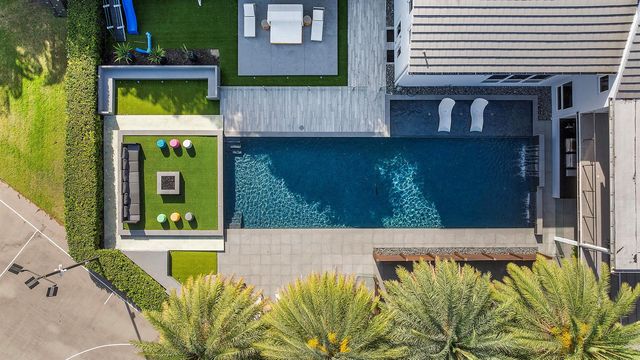 7047 San Sebastian Circle, Boca Raton, FL 33433