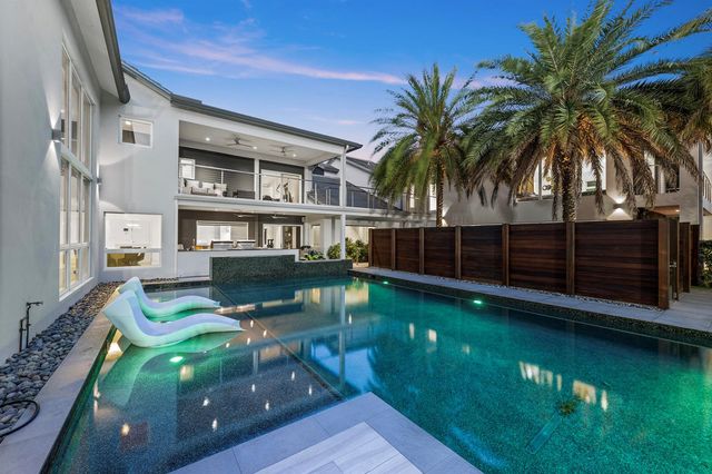 7047 San Sebastian Circle, Boca Raton, FL 33433