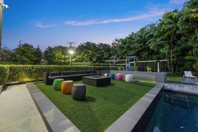 7047 San Sebastian Circle, Boca Raton, FL 33433