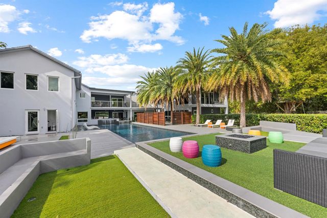 7047 San Sebastian Circle, Boca Raton, FL 33433