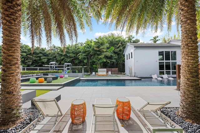 7047 San Sebastian Circle, Boca Raton, FL 33433