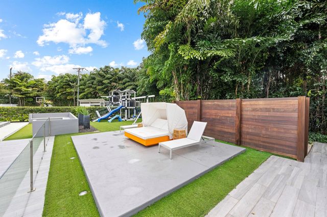 7047 San Sebastian Circle, Boca Raton, FL 33433
