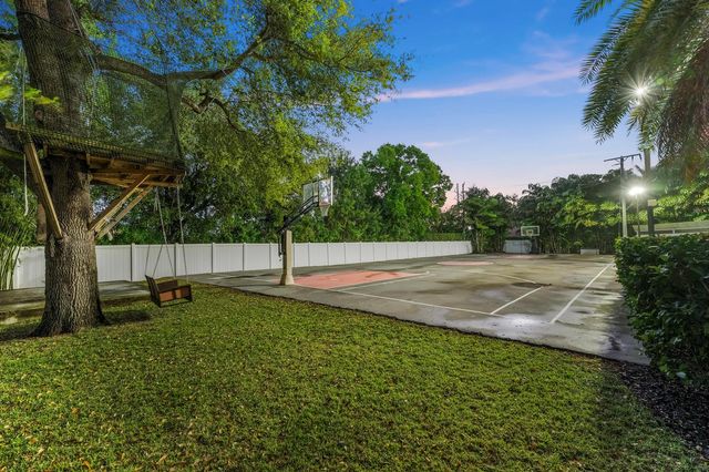 7047 San Sebastian Circle, Boca Raton, FL 33433