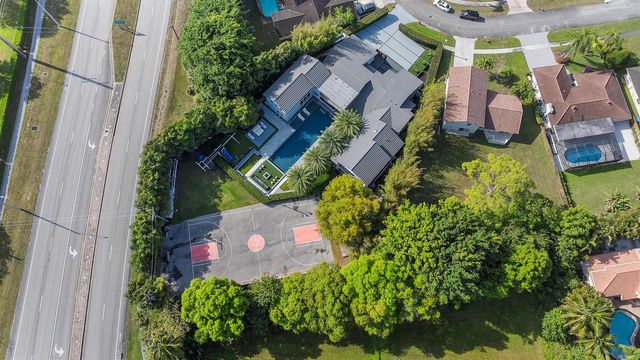 7047 San Sebastian Circle, Boca Raton, FL 33433
