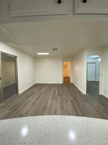 601 N Kirby Street 281, Hemet, CA 92545