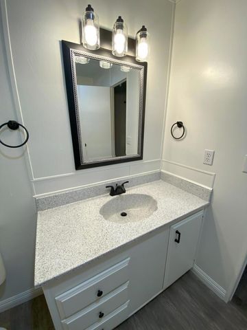 601 N Kirby Street 281, Hemet, CA 92545
