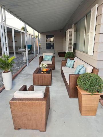 601 N Kirby Street 281, Hemet, CA 92545