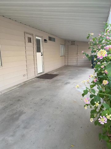 601 N Kirby Street 281, Hemet, CA 92545