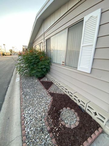 601 N Kirby Street 281, Hemet, CA 92545