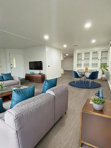 601 N Kirby Street 281, Hemet, CA 92545