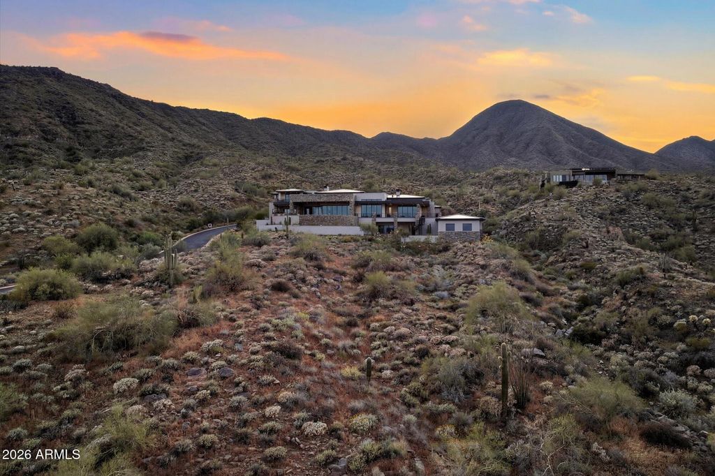 Image 14 of property listing at 14222 E GREY OWL Trail 168, Fountain Hills, AZ 85268