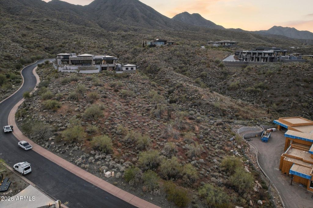 Image 6 of property listing at 14222 E GREY OWL Trail 168, Fountain Hills, AZ 85268